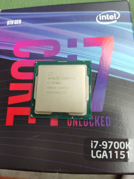 Intel Core i7 9700K processzor elad