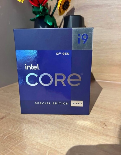Intel Core i9-12900KS