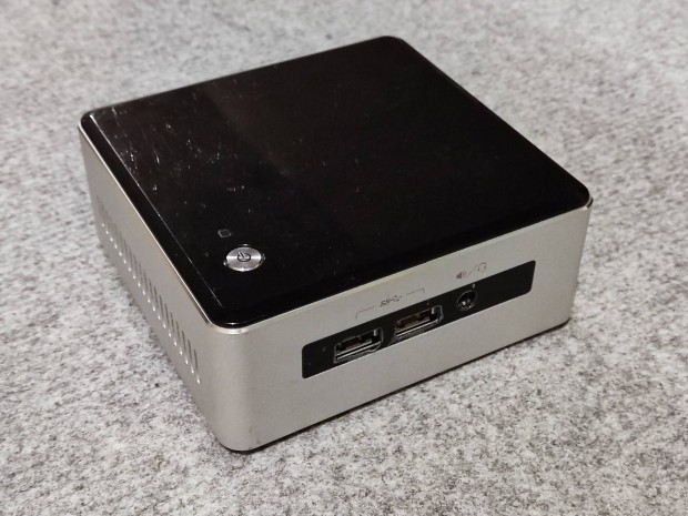 Intel NUC 5i3Ryh