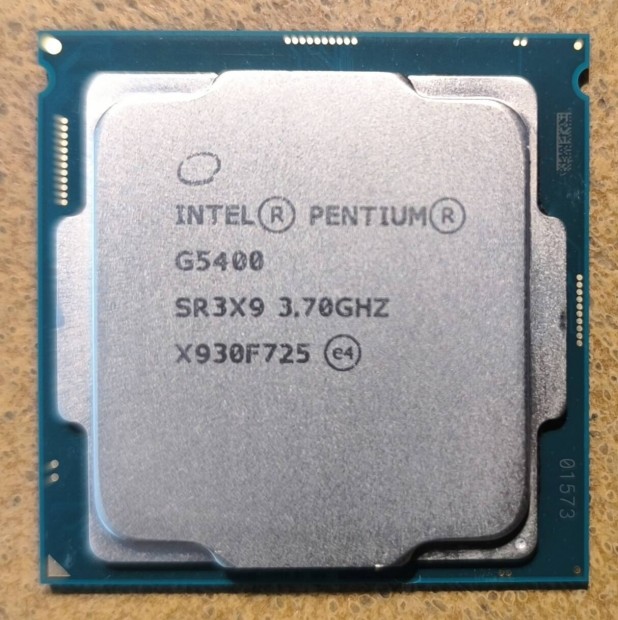 Intel Pentium Gold G5400 Dual-Core 3.7GHz, LGA1151 v2