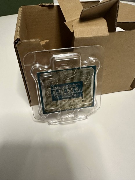 Intel core i5 12400