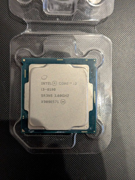 Intel i3-8100 8th Generation Processzor