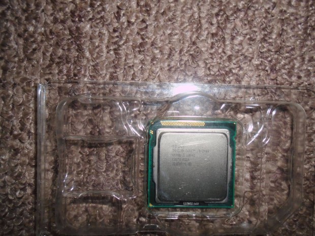 Intel i5-2400 LGA1155 Processzor elad