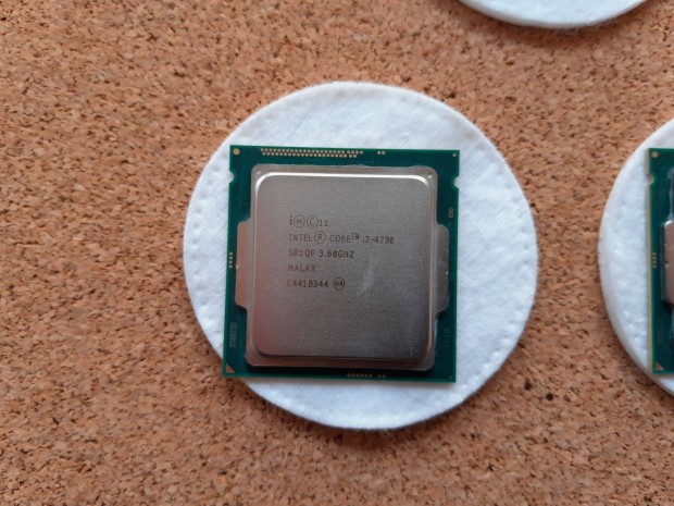 Intel i7-4790 LGA 1150 processzor