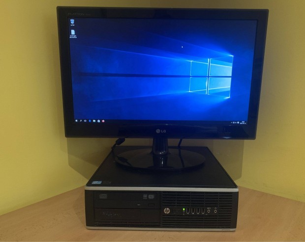 Intel i7 pc monitorral együtt