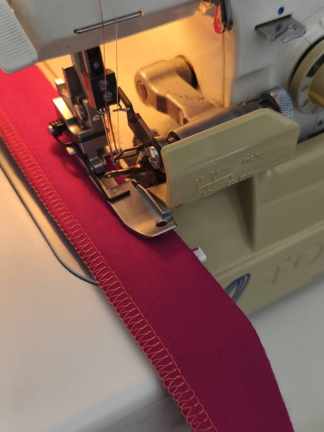 Interlock varrógép