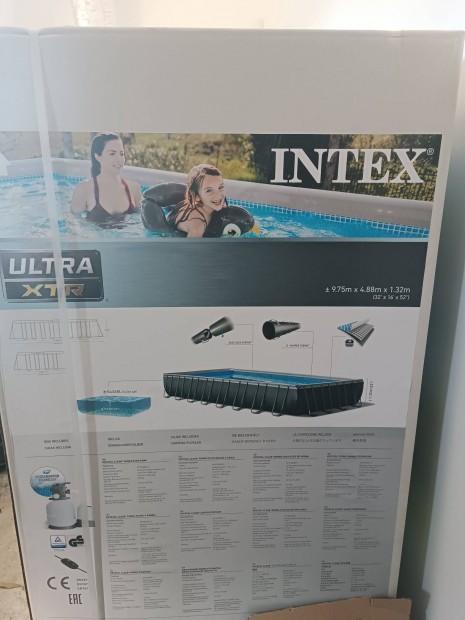 Intex Ultra XTR Rectangular Frame Pool Set