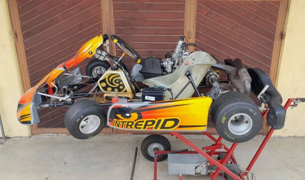 Intrepid Cruiser gokart Rotax Max 125 senior motorral elad