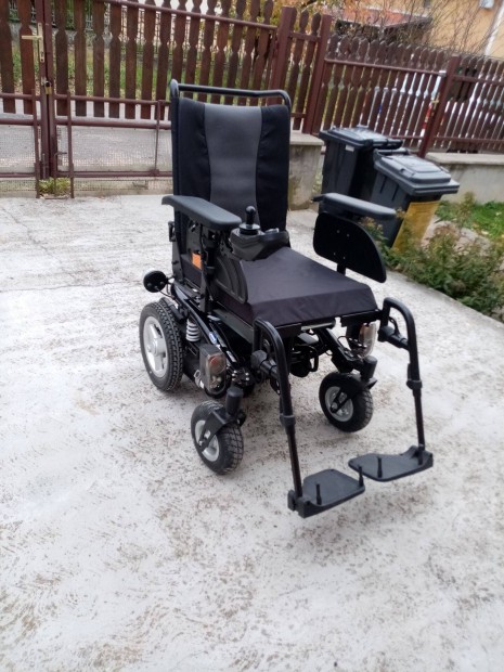 Invacare Bora elektromos kerekesszk