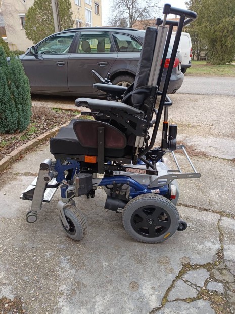 Invacare Dragon Vertic joystikos elektromos kerekes szk elad