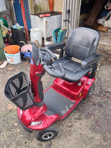 Invacare Leo e-moped