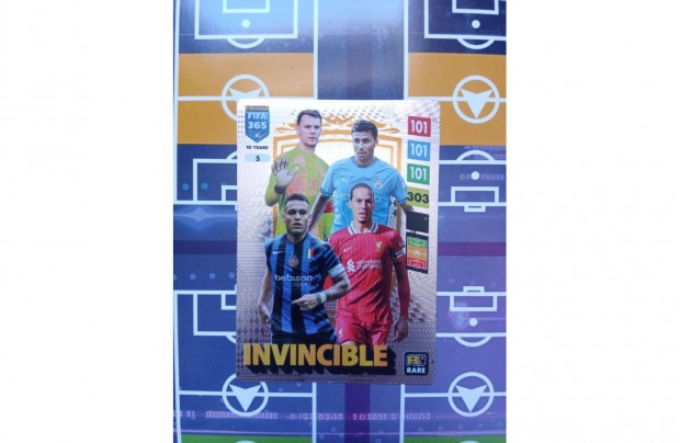 Invincible Golden Baller Panini Fifa 365 2025 krtya