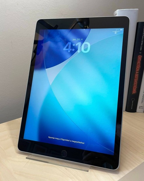 Ipad 9, Silver, 64 GB, karcmentes, akku 90% + pencil