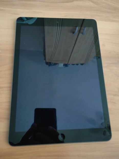 Ipad Air 1. gen 32Gb eladó szép állapotban, olcsón