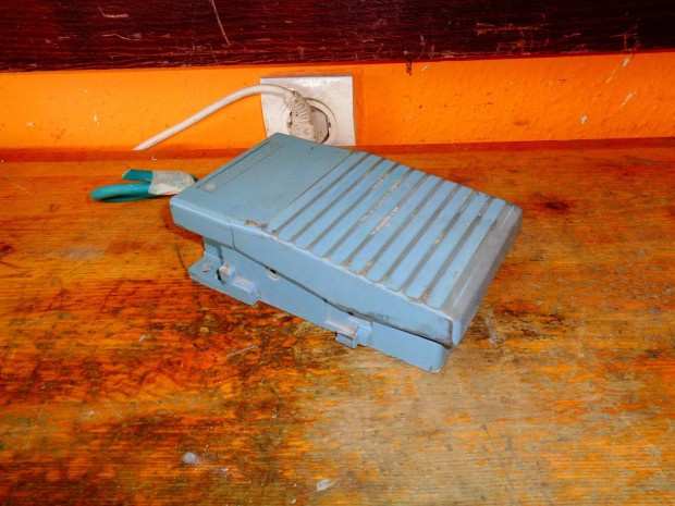 Ipari lábkapcsoló elektromos ( 5967 )
