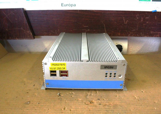 Ipari ventilátor nélküli számítógép pc vezérlő Nexcom ( 7020 )