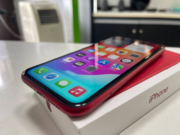 Iphone 11 64GB RED Gyri Fggetlen - Dobozos Olyan Mint Az j