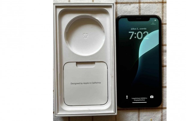 Iphone 11 kiváló állapotban, független, fekete, 128GB szilikon tokkal