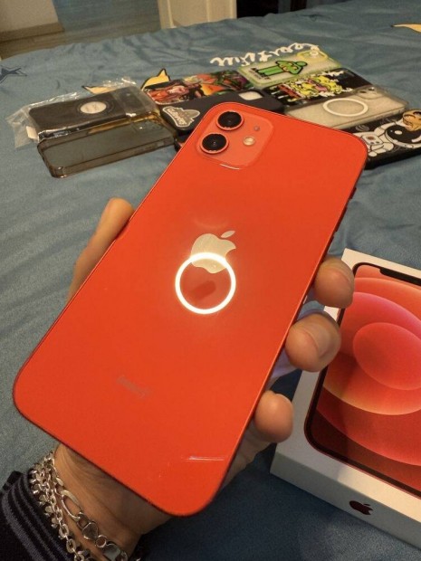 Iphone 12 Red