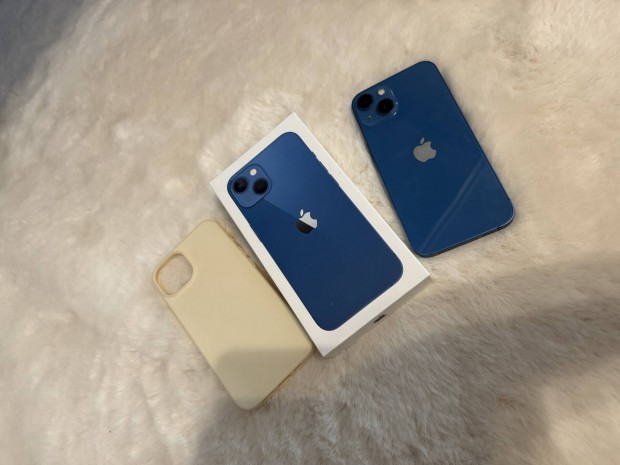 Iphone 13 / 128GB / kék színű / 82%-os akksi