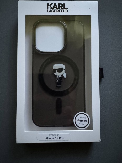 Iphone 15 Pro Karl Lagerfeld tok