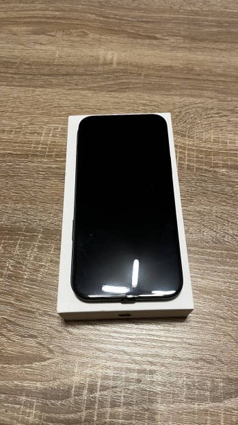 Iphone 15 plus fekete 128gb