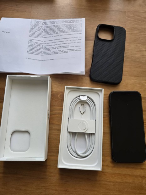 Iphone 16 Pro, 3 év gar., magánszemélytől