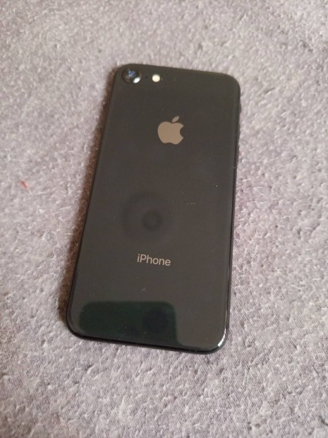 Iphone 8 szp llapot 100 as akkumultor 