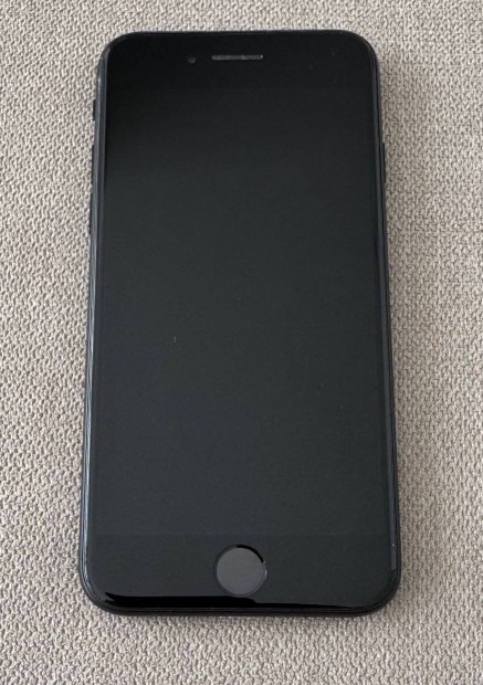 Iphone SE (2021) 64GB Black kártyafüggetlen
