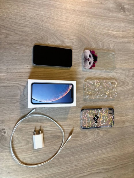 Iphone XR 64GB (krtya-fggetlen) + tokok