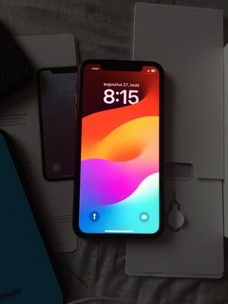 Iphone XR 64 GB. (fggetlen)