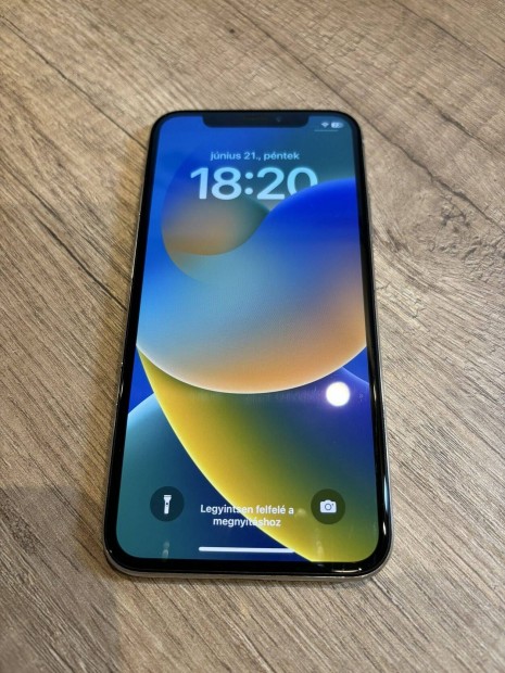 Iphone X 64GB fehr, 100%-os akksival