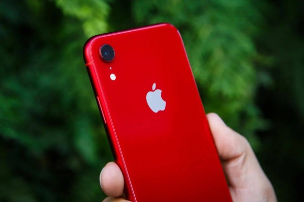 Iphone Xr, 64GB, Red, fggetlen, imazing ellenrzssel, hibtlan