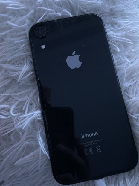Iphone xr fekete