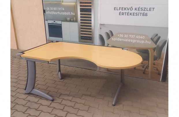 rasztal, sarokasztal, Steelcase mrka, 189x100 cm, hasznlt asztal
