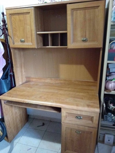 Íróasztal eladó