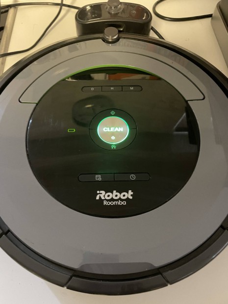 Irobot 681 robotporszv