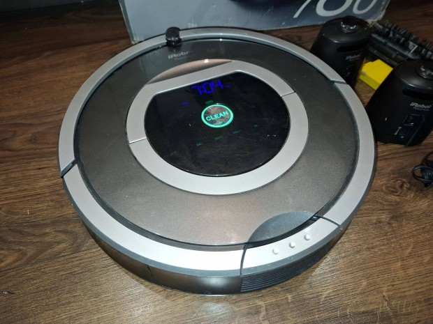 Irobot Roomba 780 robotporszv (akkumultor csert ignyel)