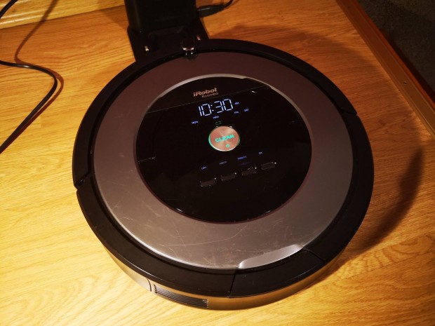 Irobot Roomba 866 robotporszv dokkolval! Hibs?! 