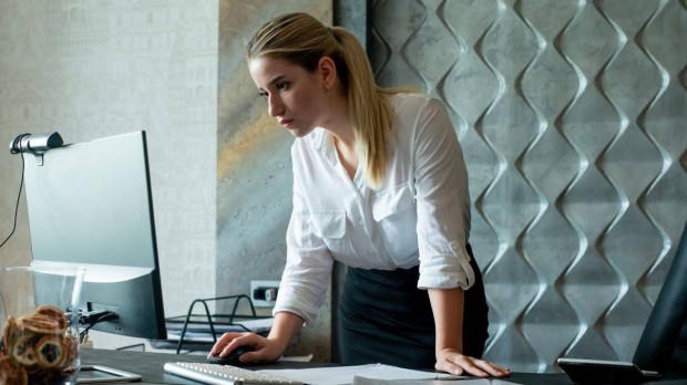 Irodai adminisztr�tor munkat�rsat keres�nk