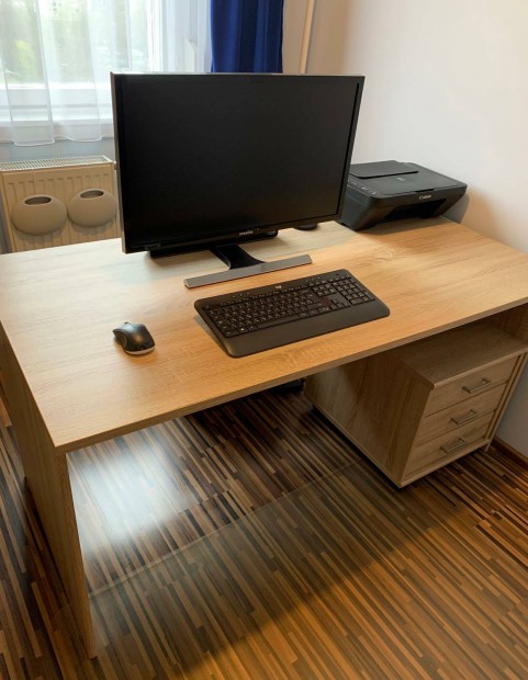 Irodai b�tor szett asztal + kont�ner kit�n� �llapotban elad�