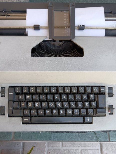 �r�g�p, elektromos elad� 