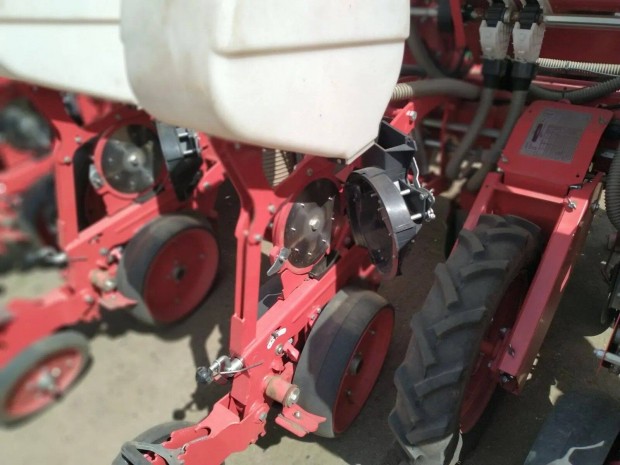 Irtem gabonavet�g�p �jszer� �llapotban elad�