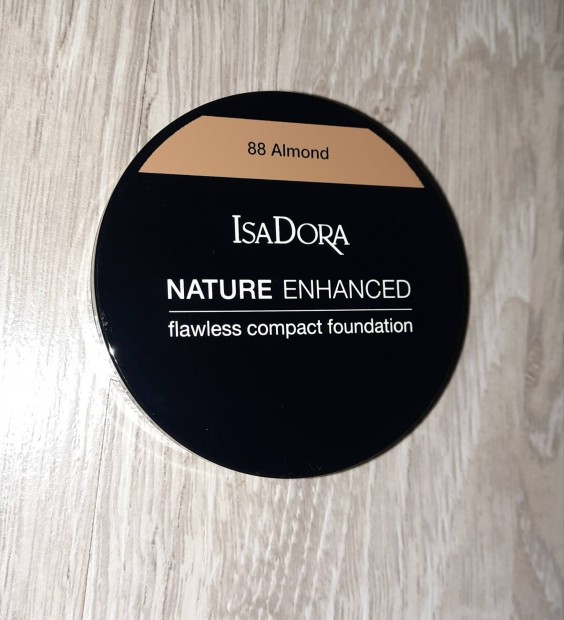 Isadora Nature Enhanced Compact Foundation kompakt alapoz
