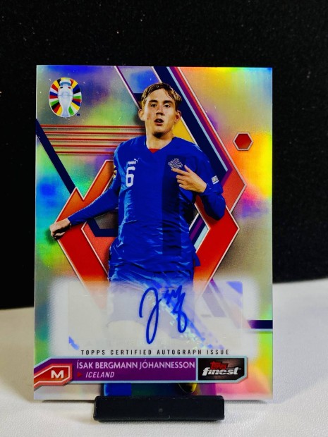 Isak Bergmann Johannesson 2023 Topps Finest Road To Euro 2024 alrt