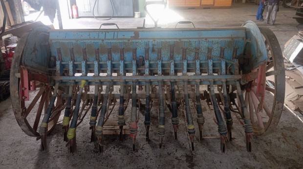 Isaria vetőgép eladó