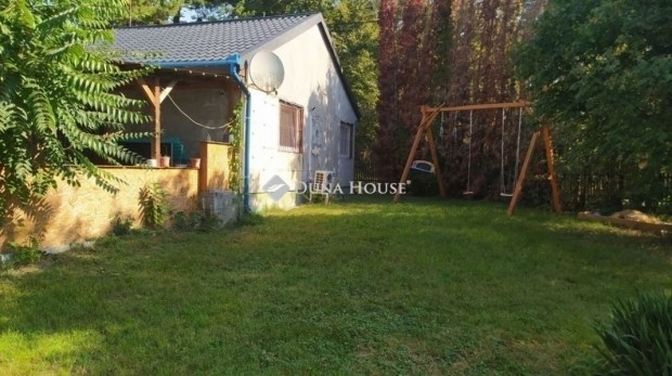 Isaszegi 48 nm-es h�z elad�