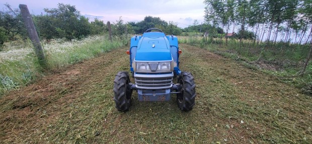 Iseki 25le 4x4 kistraktor