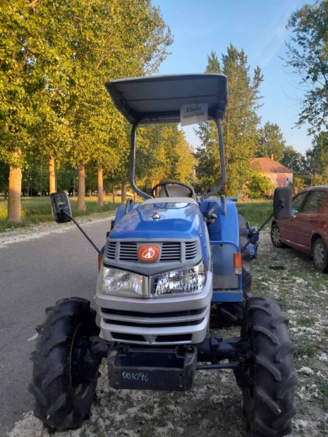 Iseki Geas AT30 traktor elad 