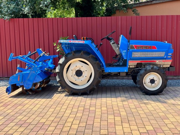 Iseki TA207 (20 Le-s nagytestű) japán kistraktor traktor